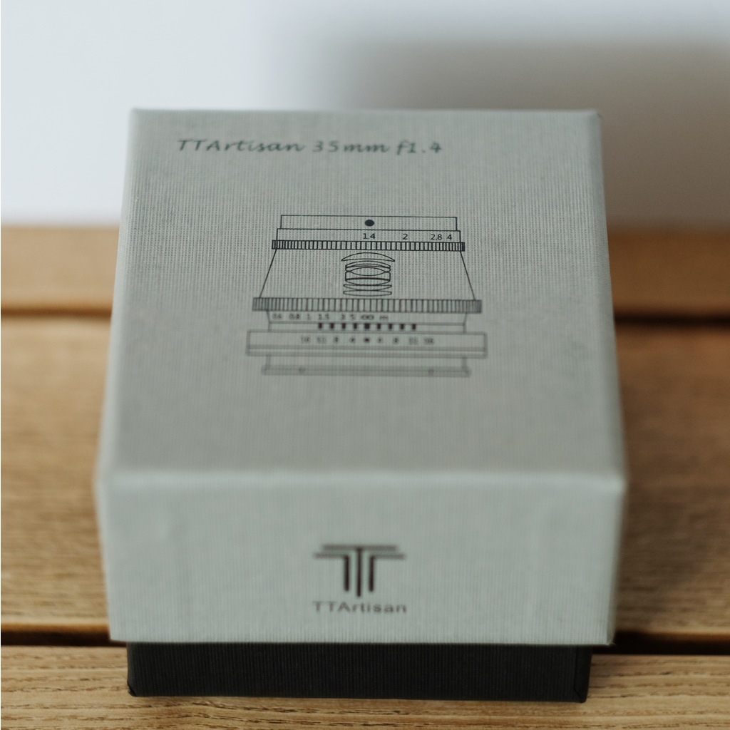TTArtisan 35mm f/1.4 C [フジフイルムX用]