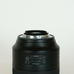 Nikon AF-S NIKKOR 85mm f/1.8G Nikon AF-S NIKKOR 85mm f/1.8G