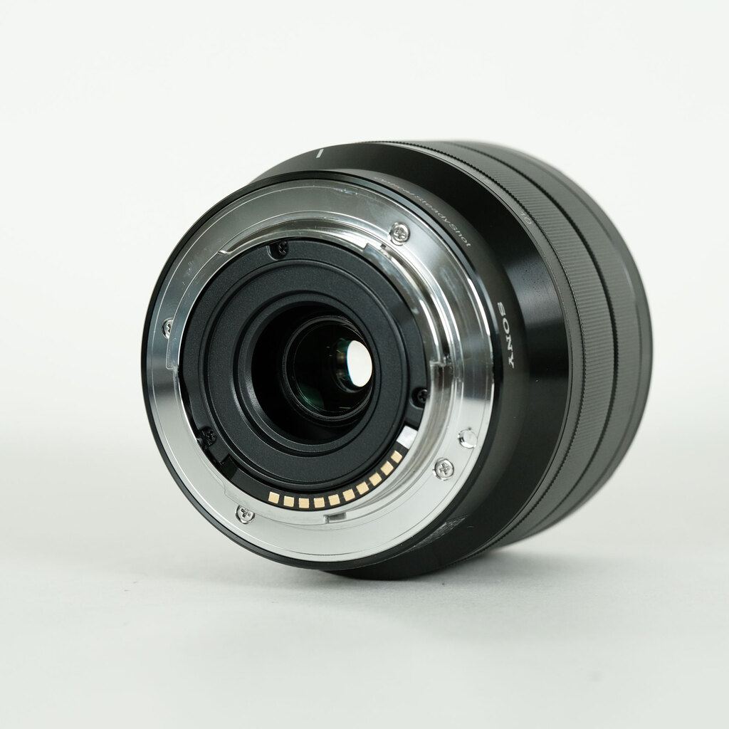 SONY E 10-18mm F4 OSS SEL1018