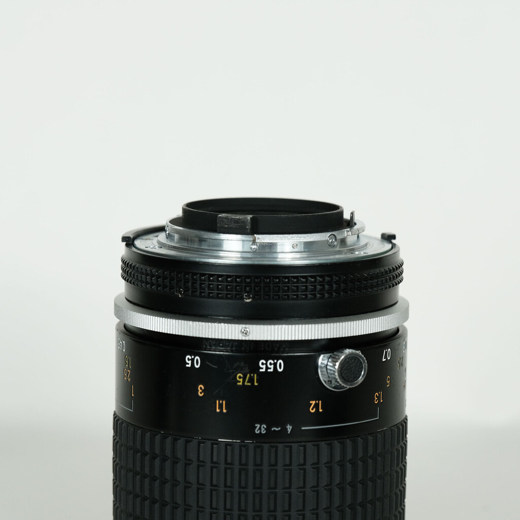 Nikon Ai Micro-Nikkor 105mm F2.8S