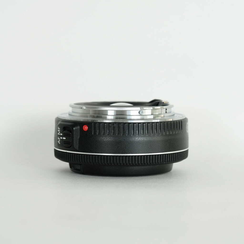 Canon EF40mm F2.8 STM Canon EF40mm F2.8 STM