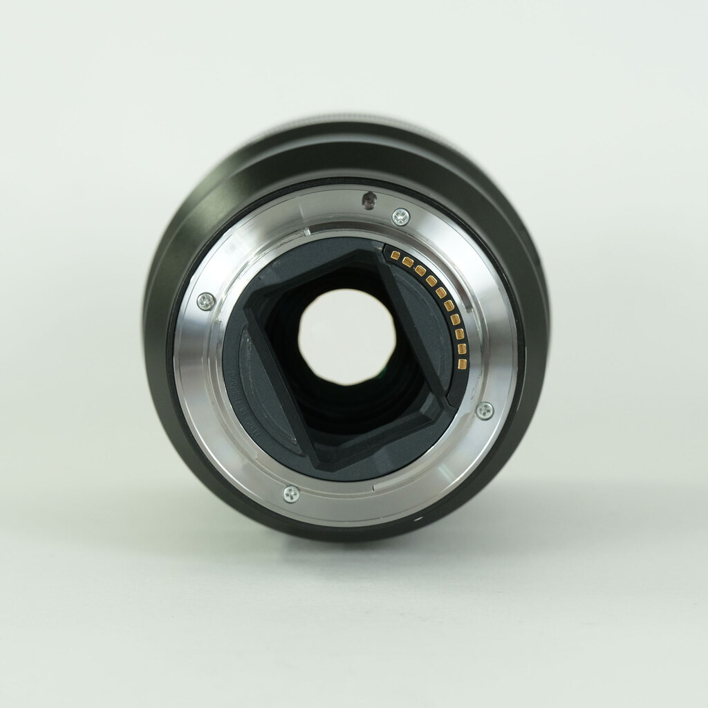 SONY FE 90mm F2.8 Macro G OSS SEL90M28G