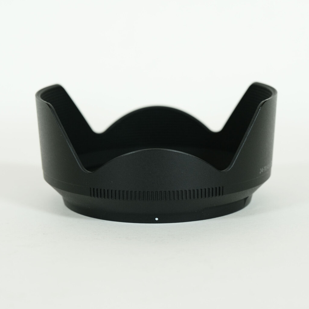 Nikon NIKKOR Z 24-70mm f/4 S Nikon NIKKOR Z 24-70mm f/4 S