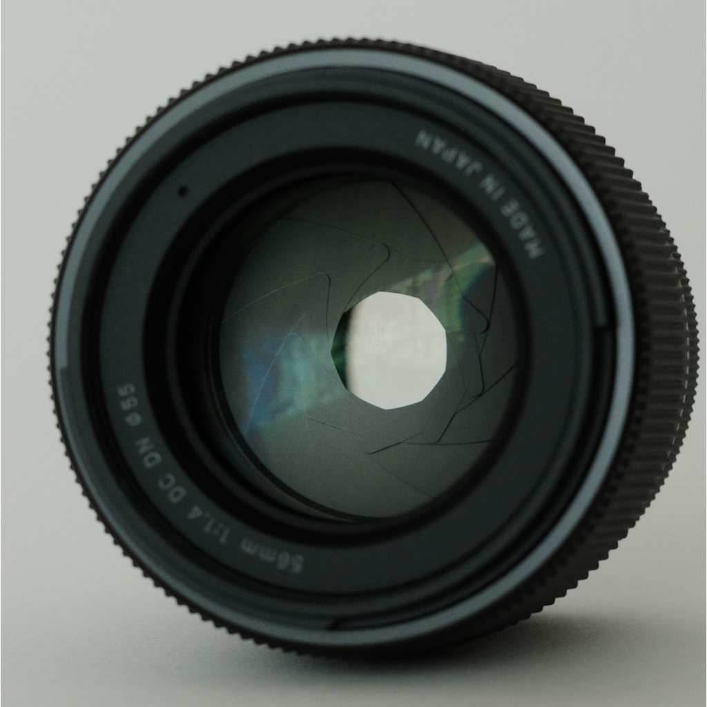 SIGMA 56mm F1.4 DC DN｜Contemporary [フジフイルムX用]