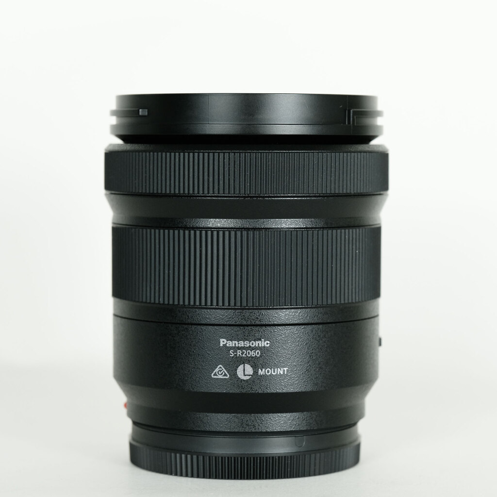 Panasonic LUMIX S 20-60mm F3.5-5.6 Panasonic LUMIX S 20-60mm F3.5-5.6