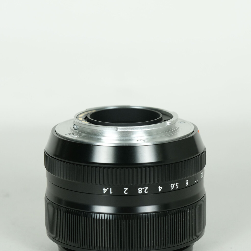 FUJIFILM XF35mmF1.4 R FUJIFILM XF35mmF1.4 R