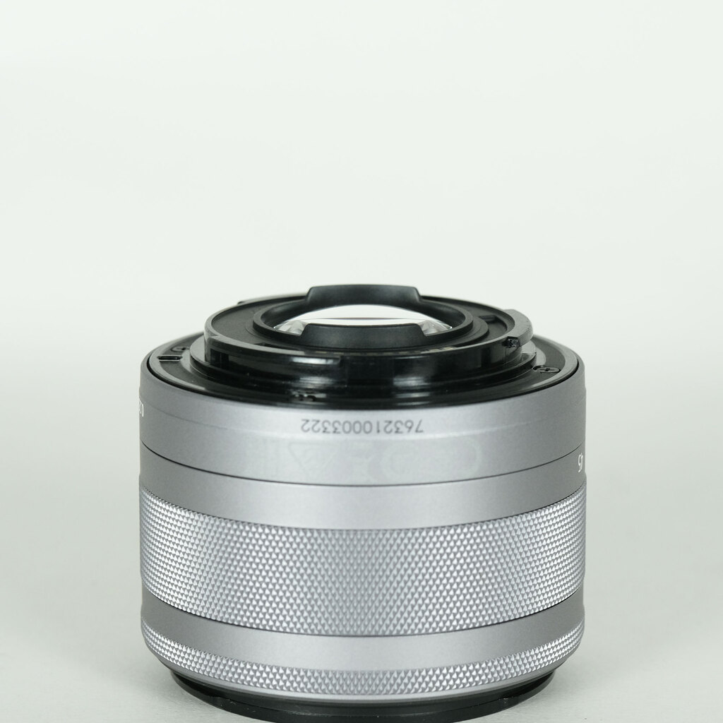 Canon EF-M15-45mm F3.5-6.3 IS STM