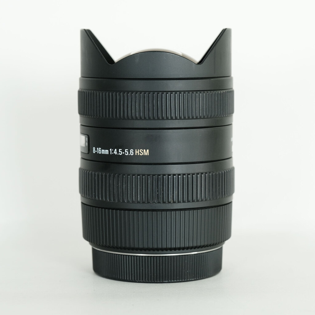 SIGMA 8-16mm F4.5-5.6DC HSM (キヤノンEF用) SIGMA 8-16mm F4.5-5.6DC HSM (キヤノンEF用)