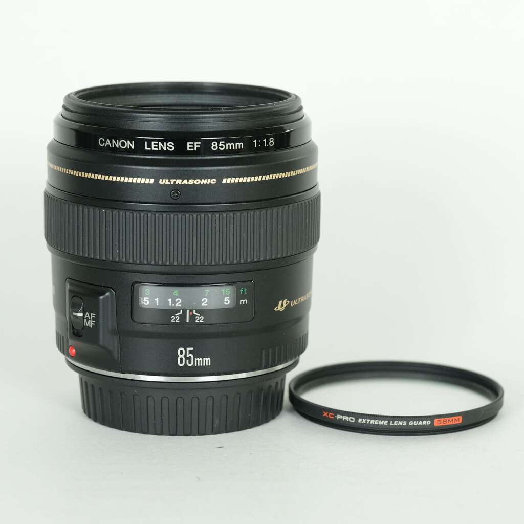 Canon EF85mm F1.8 USM Canon EF85mm F1.8 USM