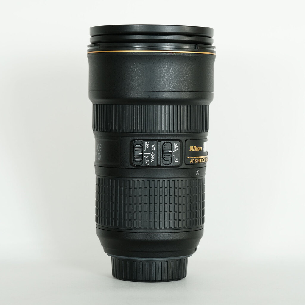 Nikon AF-S NIKKOR 24-70mm f/2.8E ED VR Nikon AF-S NIKKOR 24-70mm f/2.8E ED VR