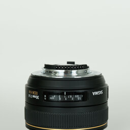 SIGMA 30mm F1.4EX DC HSM (ニコンF用)の出品 | ONE SCENE（ワン