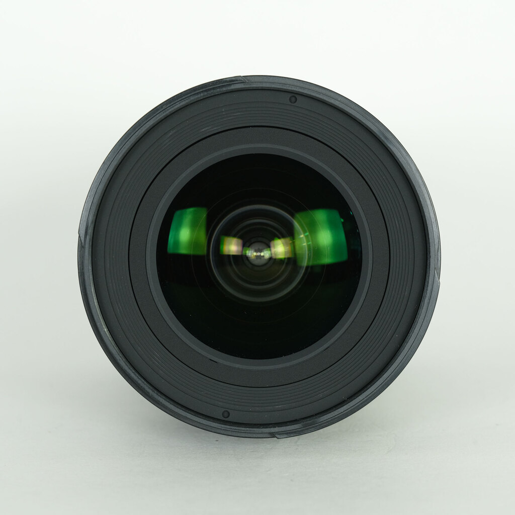 Nikon AF-S NIKKOR 16-35mm F4 G ED VR Nikon AF-S NIKKOR 16-35mm F4 G ED VR