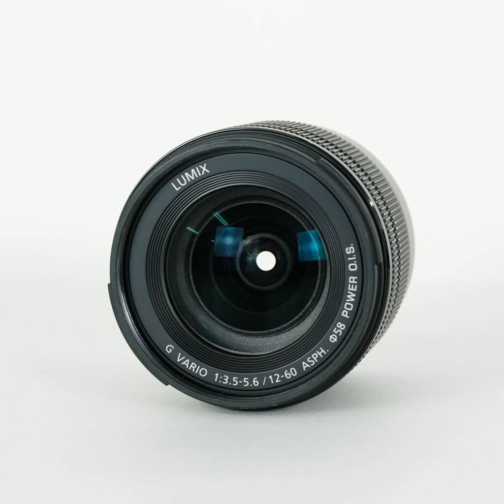 Panasonic LUMIX G VARIO 12-60mm / F3.5-5.6 ASPH. / POWER O.I.S. Panasonic LUMIX G VARIO 12-60mm / F3.5-5.6 ASPH. / POWER O.I.S.