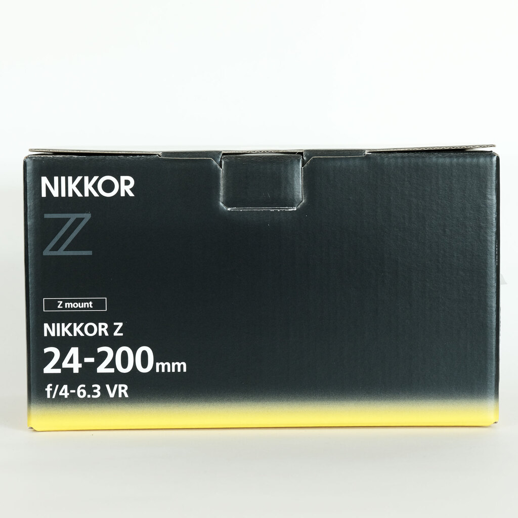Nikon NIKKOR Z 24-200mm f/4-6.3 VR Nikon NIKKOR Z 24-200mm f/4-6.3 VR