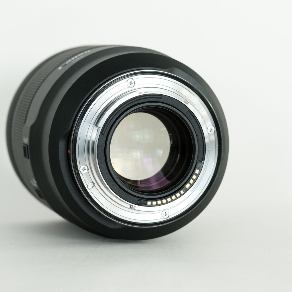 Canon RF50mm F1.2 L USM Canon RF50mm F1.2 L USM