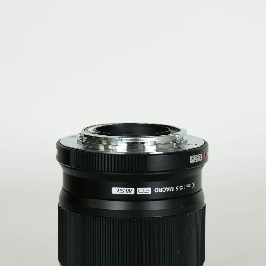 OLYMPUS M.ZUIKO DIGITAL ED 30mm F3.5 Macroの出品 | ONE SCENE（ワン