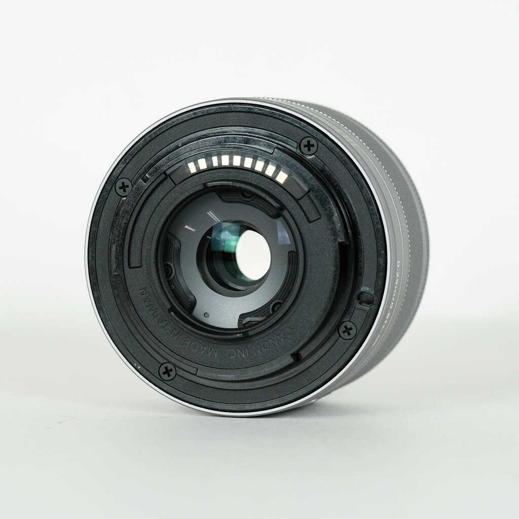 Canon EF-M15-45mm F3.5-6.3 IS STM Canon EF-M15-45mm F3.5-6.3 IS STM