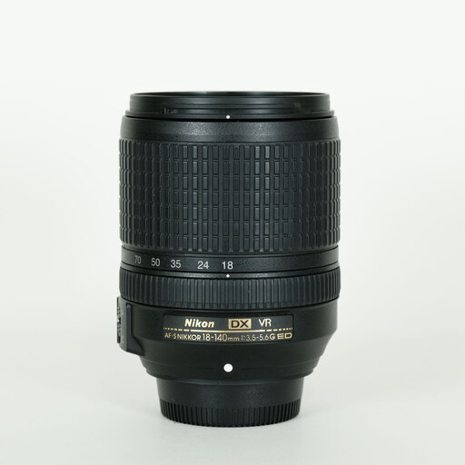 Nikon AF-S DX NIKKOR 18-140mm F3.5-5.6G ED VR Nikon AF-S DX NIKKOR 18-140mm F3.5-5.6G ED VR