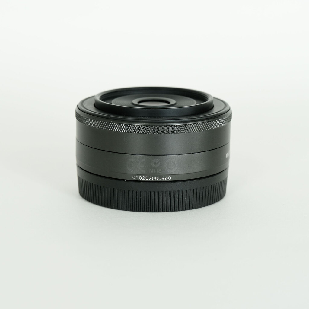 Canon EF-M22mm F2 STM Canon EF-M22mm F2 STM