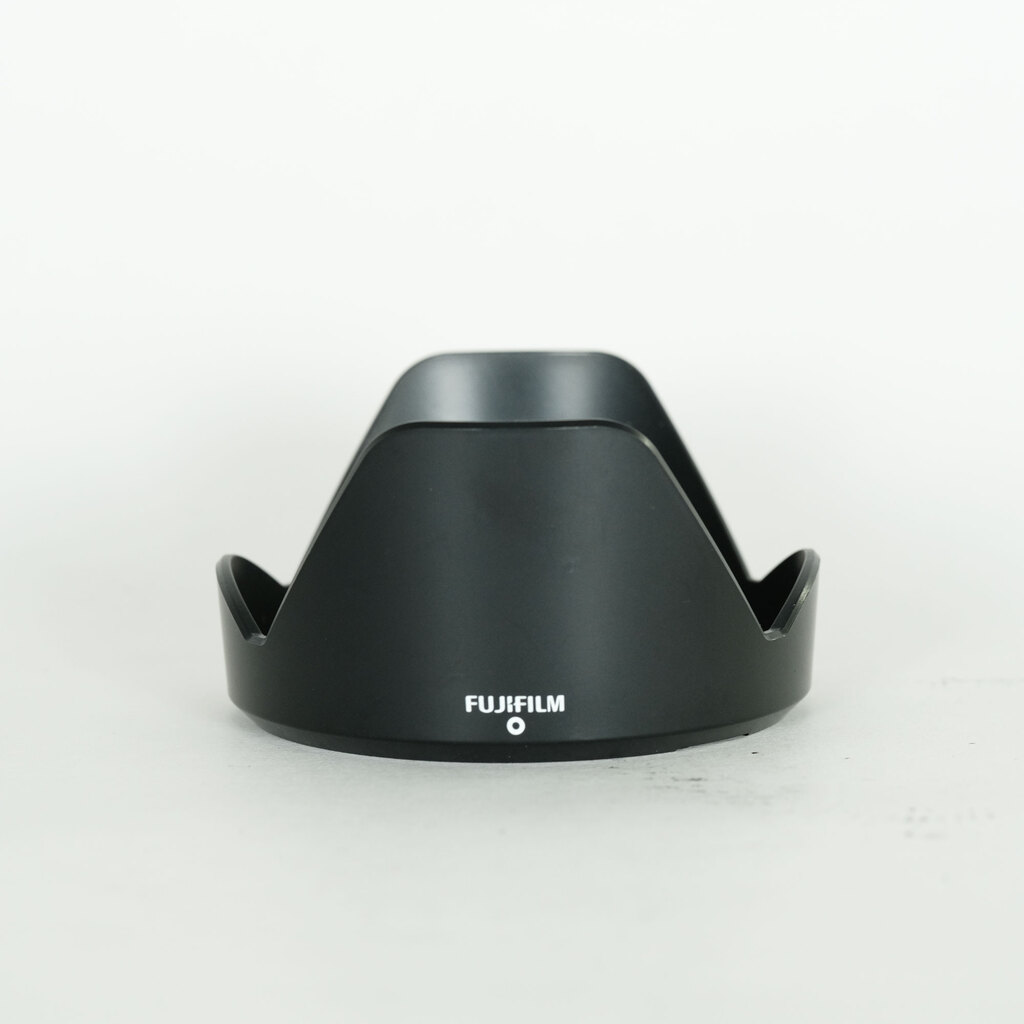 FUJIFILM フジノン XC16-50mm F3.5-5.6 OIS シルバー FUJIFILM フジノン XC16-50mm F3.5-5.6 OIS シルバー