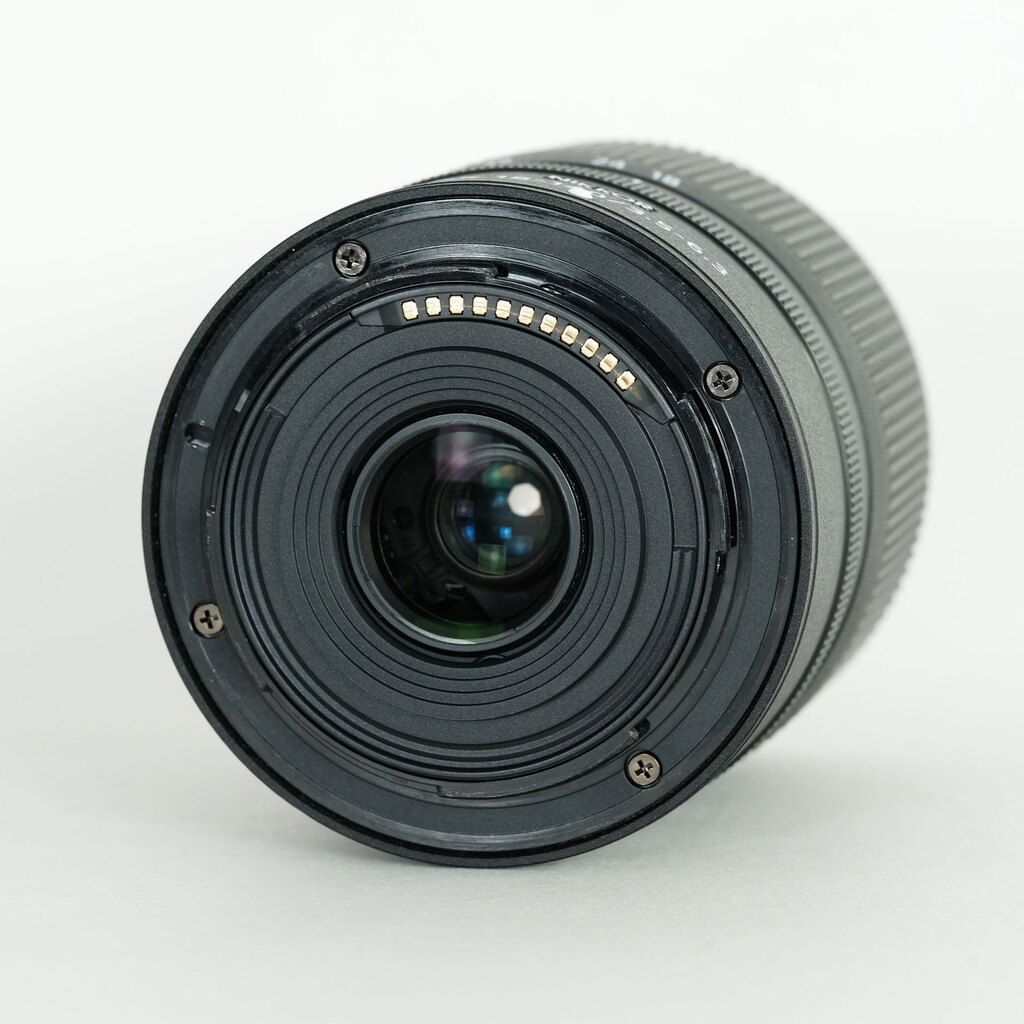 Nikon NIKKOR Z DX 18-140mm f/3.5-6.3 VR Nikon NIKKOR Z DX 18-140mm f/3.5-6.3 VR