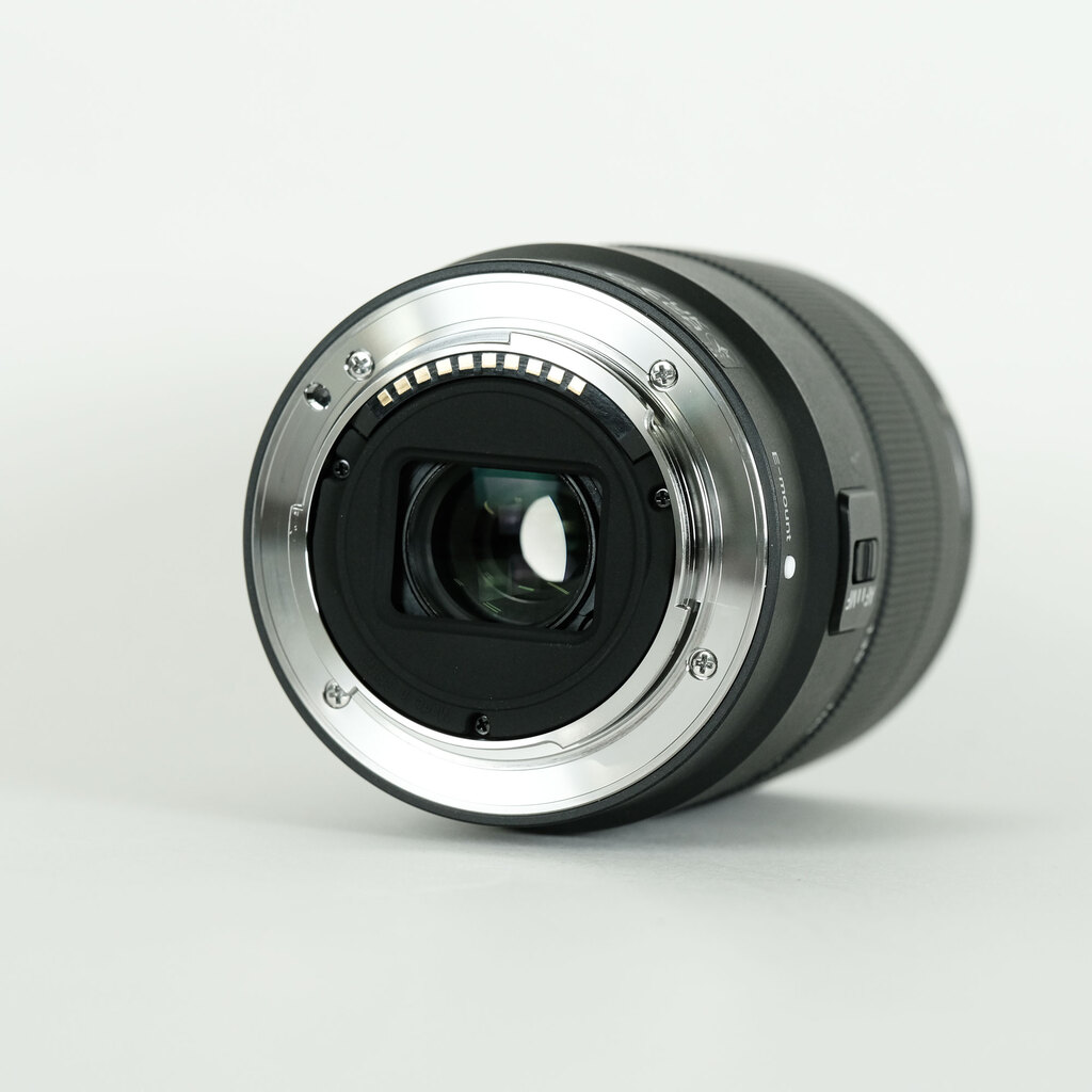 SONY E 18-135mm F3.5-5.6 OSS SEL18135 SONY E 18-135mm F3.5-5.6 OSS SEL18135