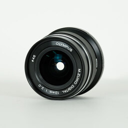 OLYMPUS M.ZUIKO DIGITAL ED 12mm F2.0 OLYMPUS M.ZUIKO DIGITAL ED 12mm F2.0