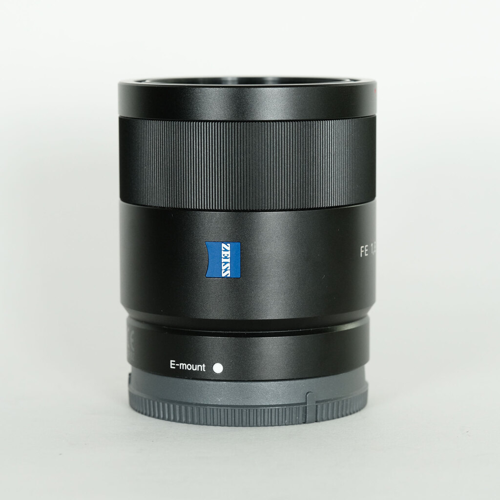 SONY Sonnar T* FE 55mm F1.8 ZA SEL55F18Z SONY Sonnar T* FE 55mm F1.8 ZA SEL55F18Z