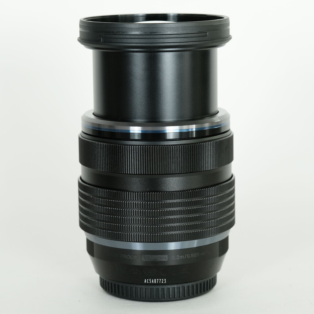 OLYMPUS M.ZUIKO DIGITAL ED 12-40mm F2.8 PRO OLYMPUS M.ZUIKO DIGITAL ED 12-40mm F2.8 PRO