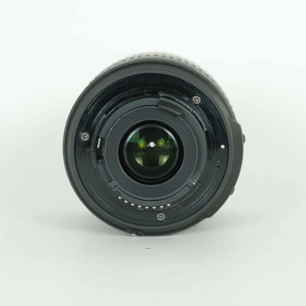 Nikon AF-S DX NIKKOR 55-200mm F4-5.6G ED VR II Nikon AF-S DX NIKKOR 55-200mm F4-5.6G ED VR II