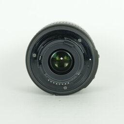 Nikon AF-S DX NIKKOR 55-200mm F4-5.6G ED VR II Nikon AF-S DX NIKKOR 55-200mm F4-5.6G ED VR II