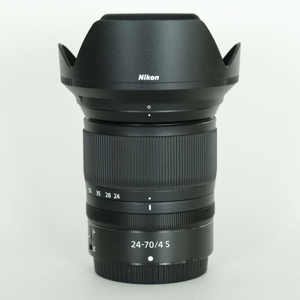 Nikon NIKKOR Z 24-70mm f/4 S Nikon NIKKOR Z 24-70mm f/4 S