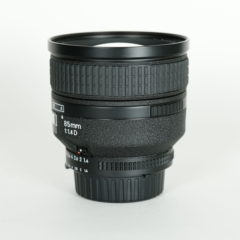 Nikon Ai AF Nikkor 85mm F1.4D IF Nikon Ai AF Nikkor 85mm F1.4D IF