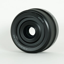 Nikon NIKKOR Z DX 24mm f/1.7 Nikon NIKKOR Z DX 24mm f/1.7