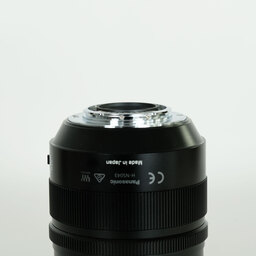 Panasonic LEICA DG NOCTICRON 42.5mm / F1.2 ASPH. / POWER O.I.S.