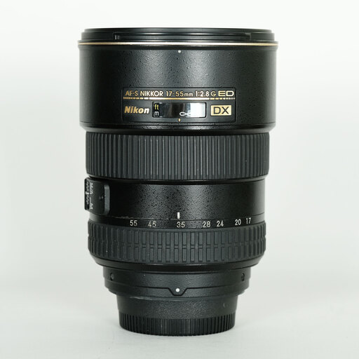 Nikon AF-S DX Zoom-Nikkor 17-55mm f/2.8G IF-ED Nikon AF-S DX Zoom-Nikkor 17-55mm f/2.8G IF-ED