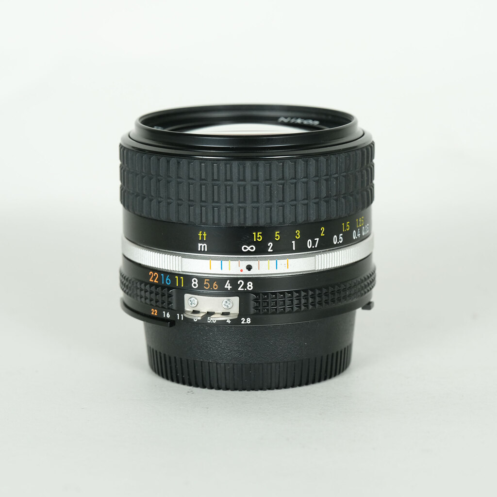 Nikon Ai Nikkor 28mm F2.8S Nikon Ai Nikkor 28mm F2.8S