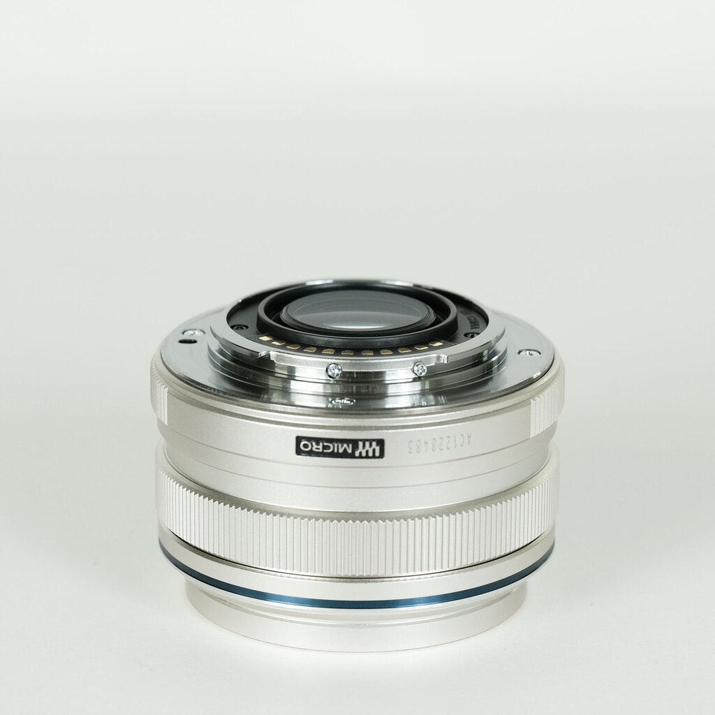 OLYMPUS M.ZUIKO DIGITAL 17mm F1.8