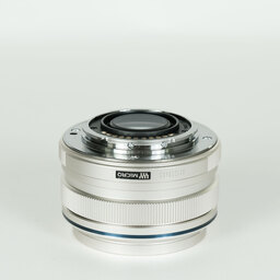 OLYMPUS M.ZUIKO DIGITAL 17mm F1.8