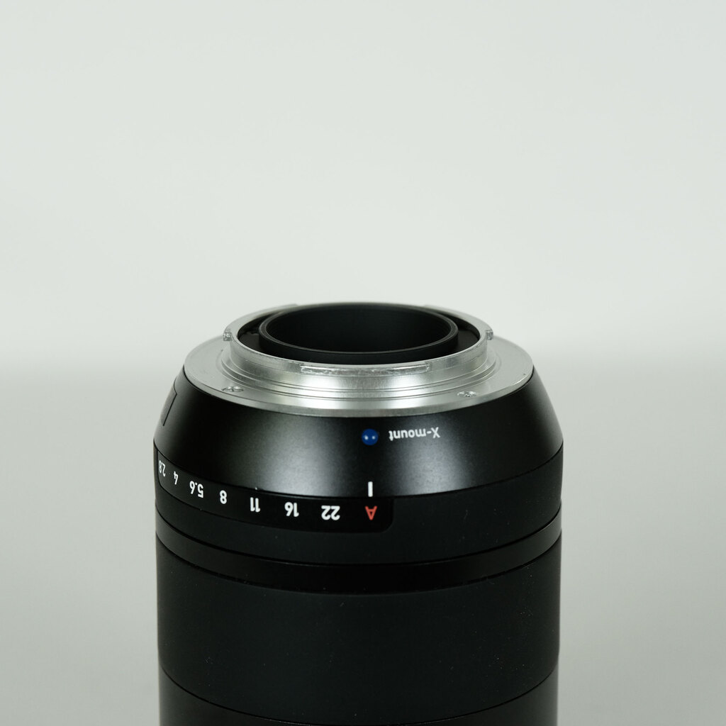 Carl Zeiss Touit 2.8/50M [フジフイルムX用]の出品 | ONE SCENE