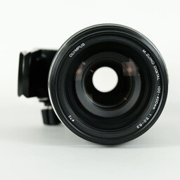 OLYMPUS M.ZUIKO DIGITAL ED 100-400mm F5.0-6.3 IS OLYMPUS M.ZUIKO DIGITAL ED 100-400mm F5.0-6.3 IS