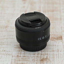 YONGNUO YN50mm F1.8 [キヤノンEF用]