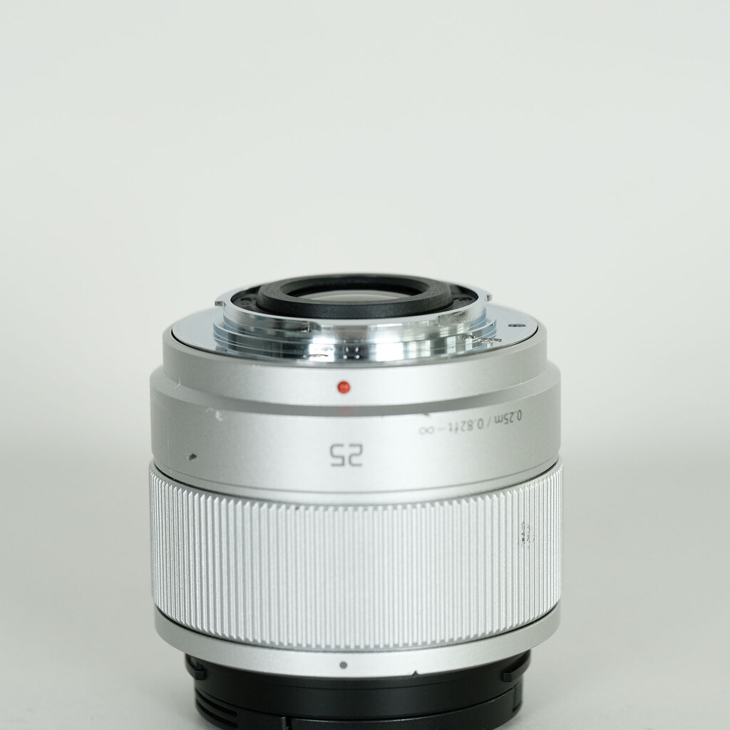 新品同様 Panasonic LUMIX G 25mm F1.7 レンズ