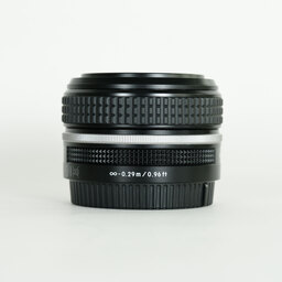 Nikon NIKKOR Z 40mm f/2 Nikon NIKKOR Z 40mm f/2