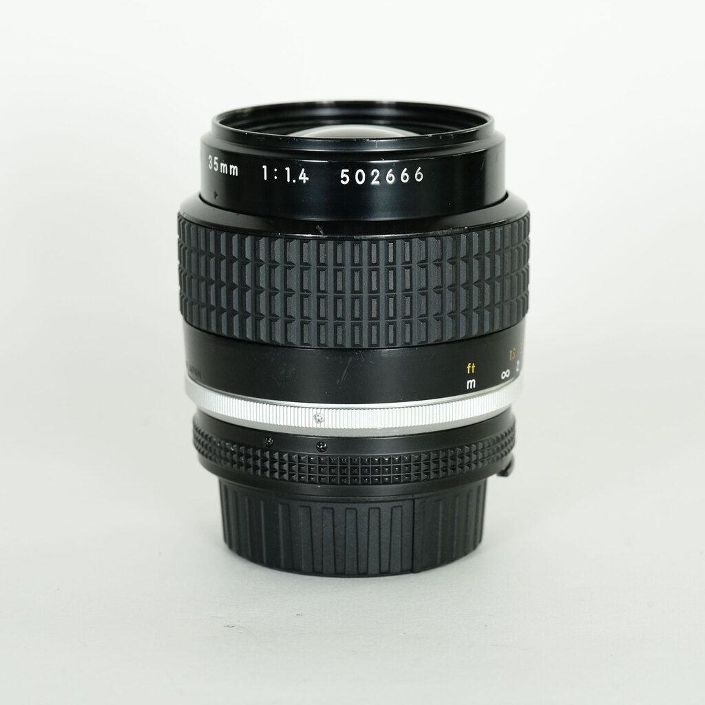 Nikon AI Nikkor 35mm F/1.4S