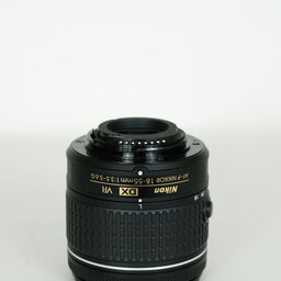 Nikon AF-P DX NIKKOR 18-55mm F3.5-5.6G VR