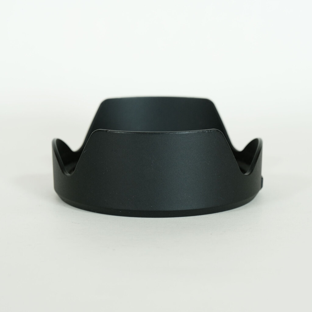 Canon RF24-240mm F4-6.3 IS USM Canon RF24-240mm F4-6.3 IS USM