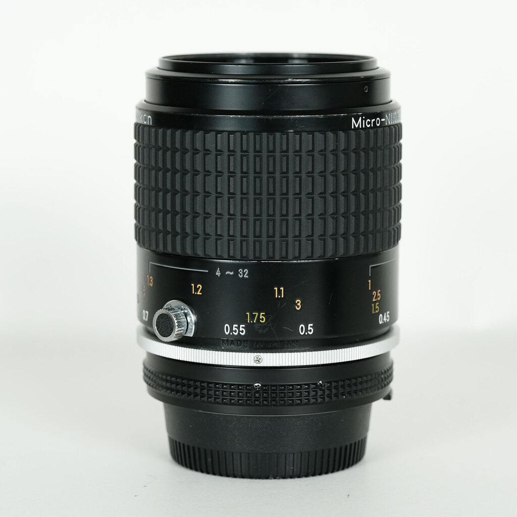 Nikon Ai Micro-Nikkor 105mm F2.8S
