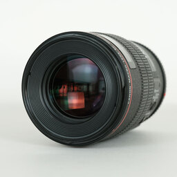 Canon EF100mm F2.8Lマクロ IS USM