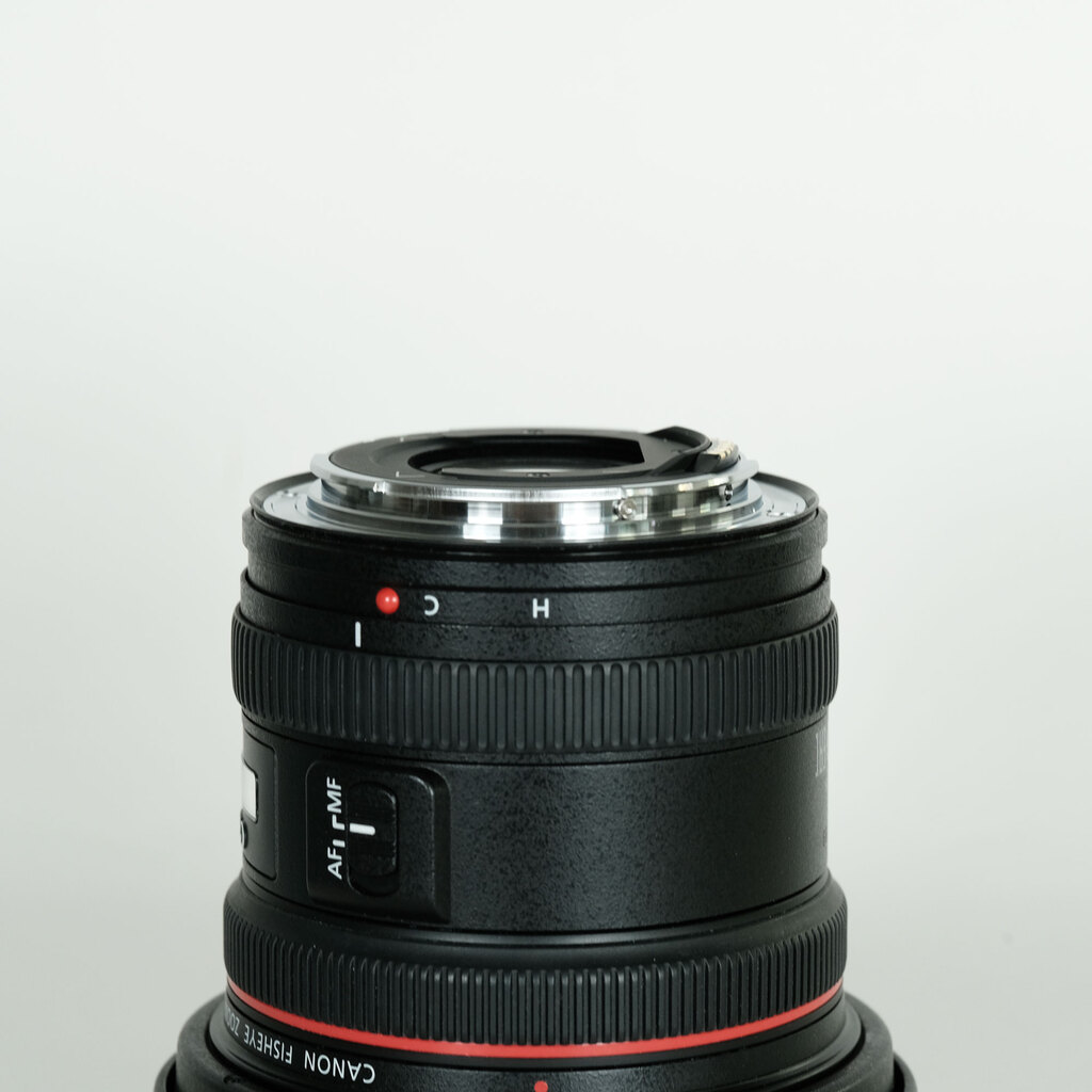 Canon EF8-15mm F4L フィッシュアイ USMの出品 | ONE SCENE